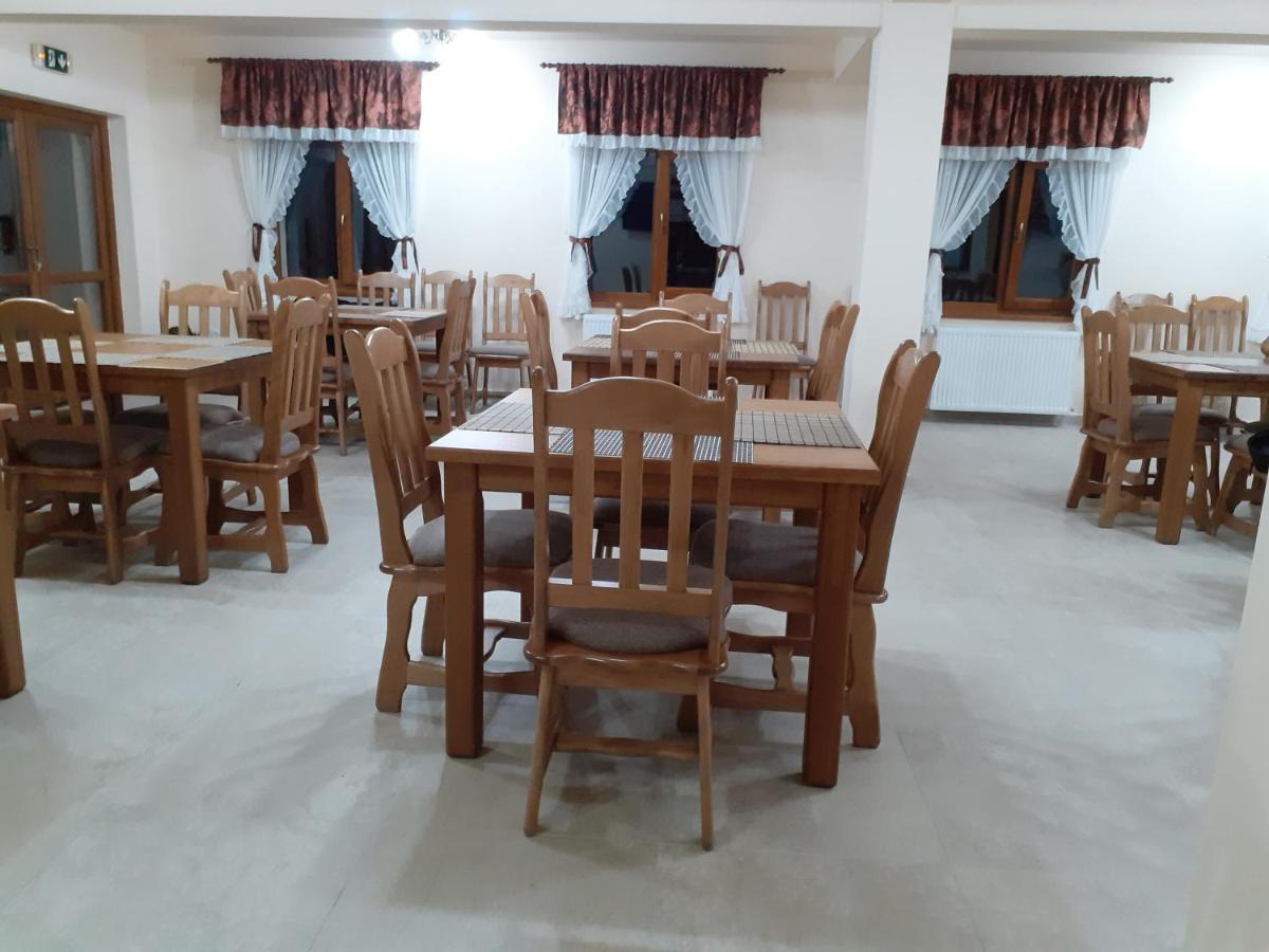Pensiunea Bradul Dealu Stefanitei Luaran gambar